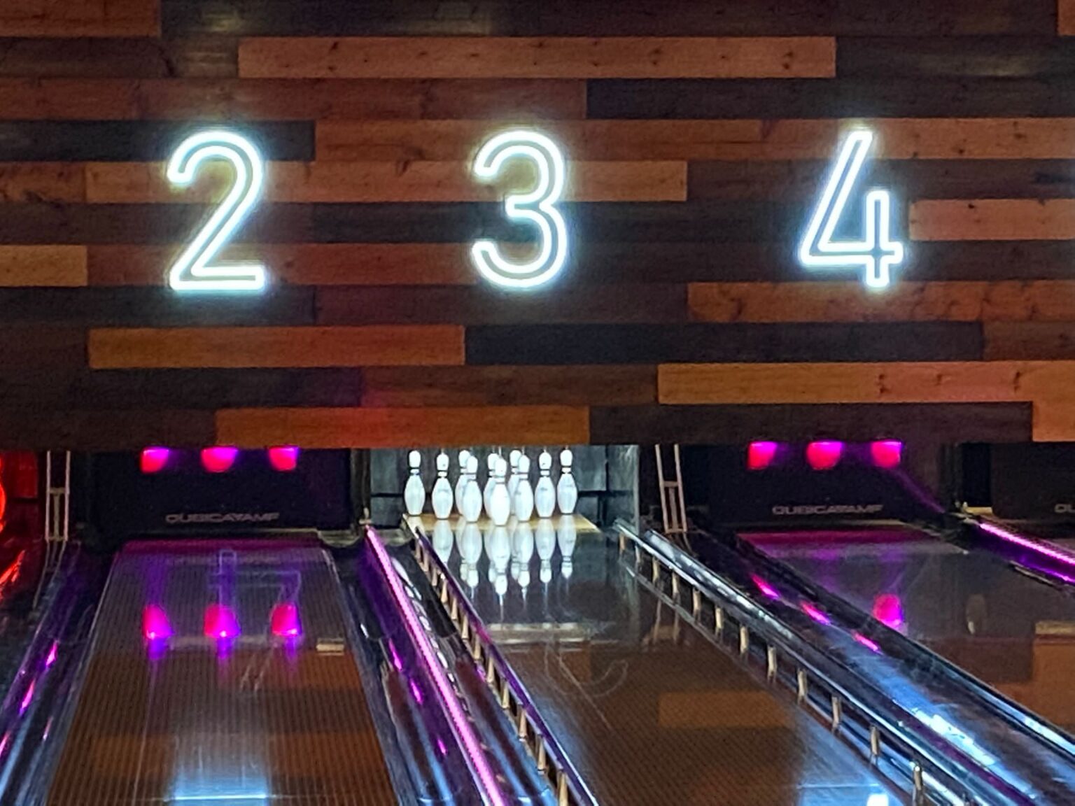 Gallery Kingpin Bowl