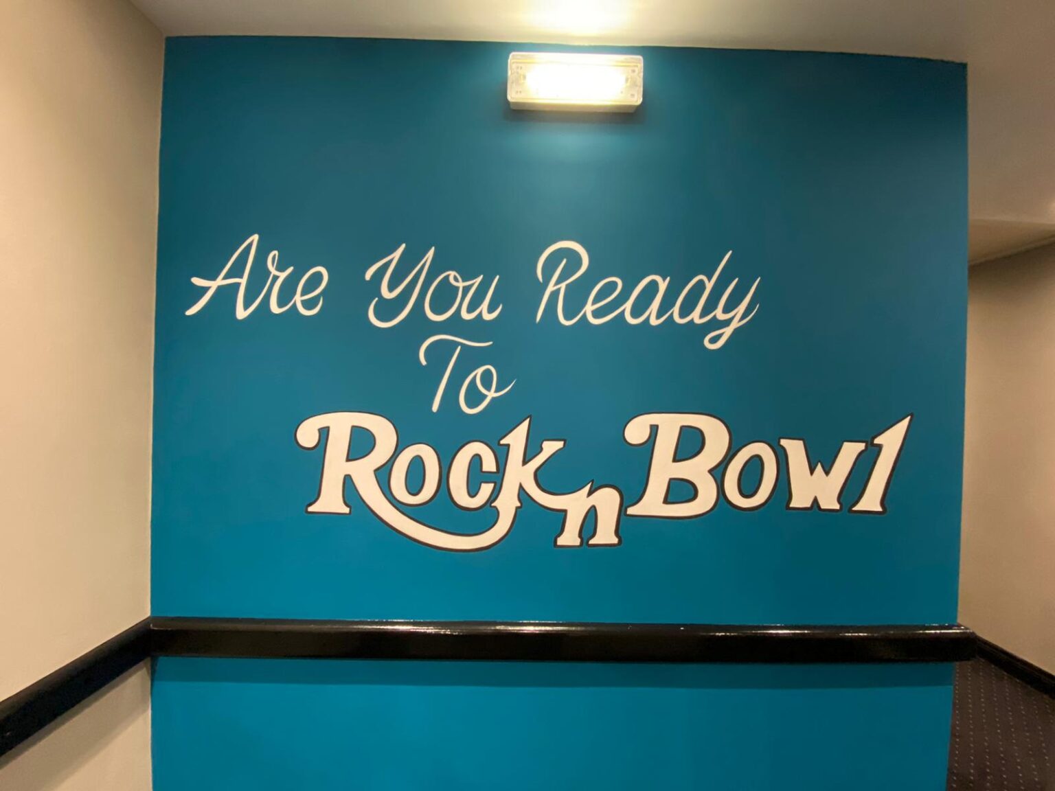 Gallery Kingpin Bowl